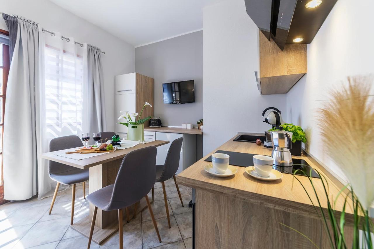 Apartments Antonio 메덜린 외부 사진